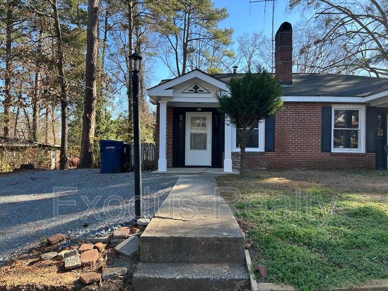 Sanford House: 311 Bracken Street