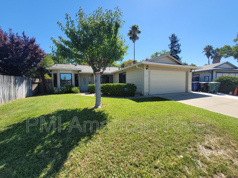 Request a Viewing for 8600 Elaine Drive Tenant Turner