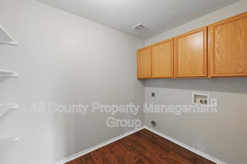 Main Rental Photo 19