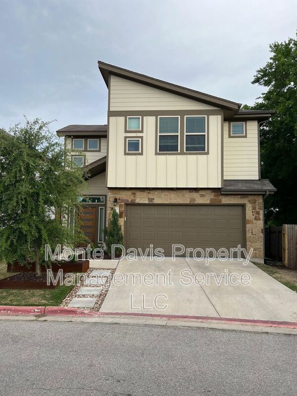 Austin House: 9605 Tanager Way