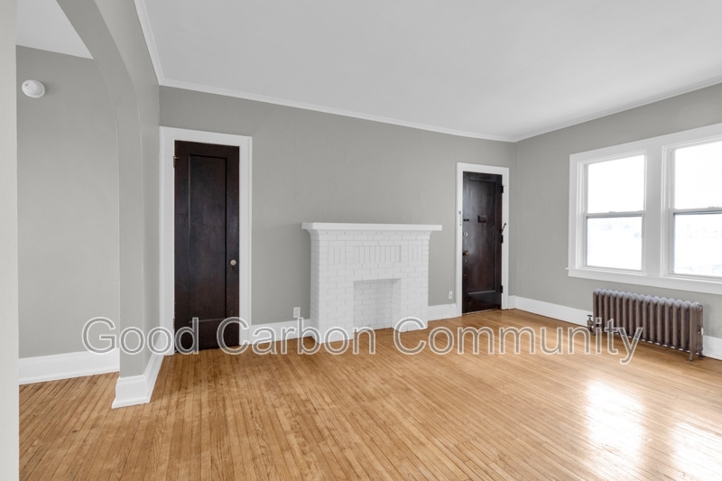 Buffalo Condo: 2096 Delaware Ave