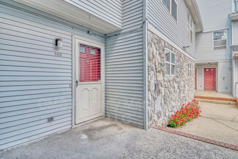 Request a Viewing for 149 Keswick Drive Tenant Turner