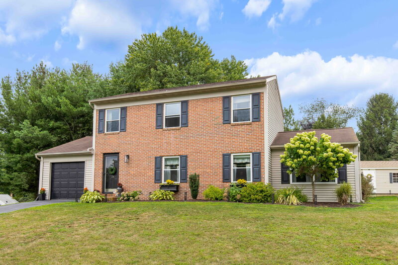 Littiz House: 24 Knollwood Drive