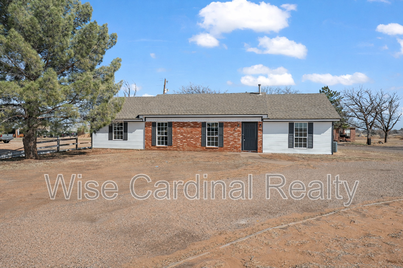 Lubbock House: 2006 North F M 179