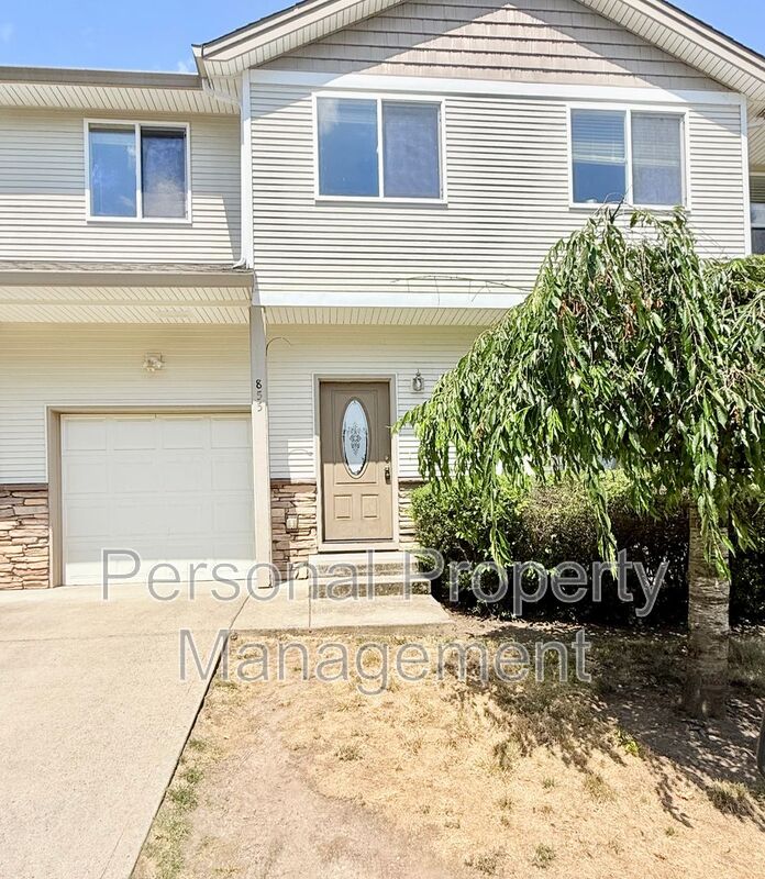 Camas Townhome: 855 NW Ivy Street