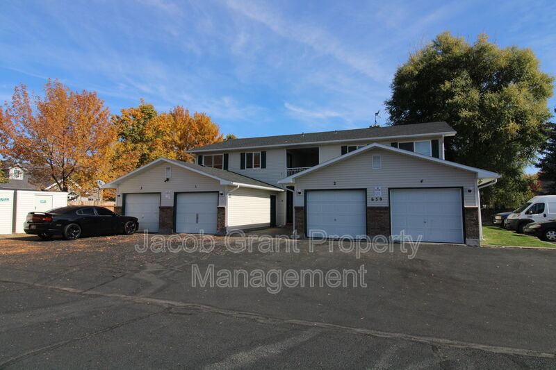 Idaho Falls House: 639 Hoopes Avenue