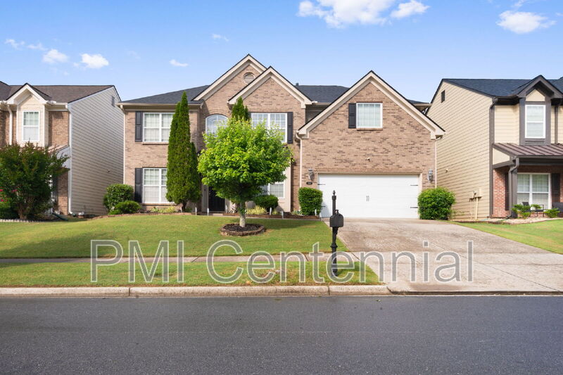 Lawrenceville House: 1816 Jameson Circle Northeast
