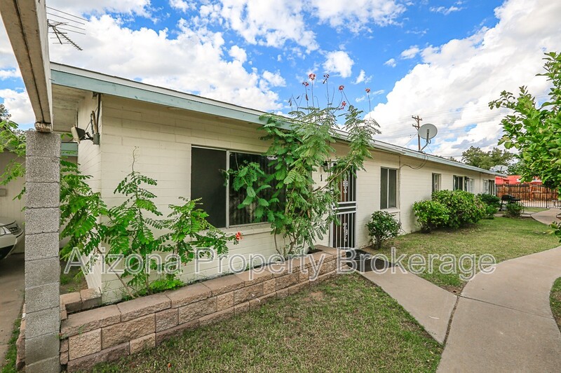 Phoenix Condo: 2408 W. Morten Ave.