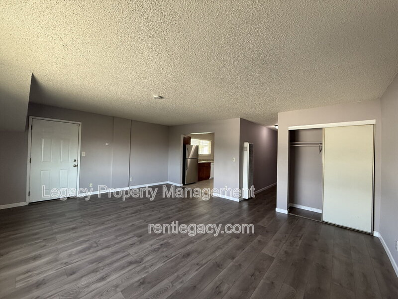 Concord Condo: 1844 Robin Ln