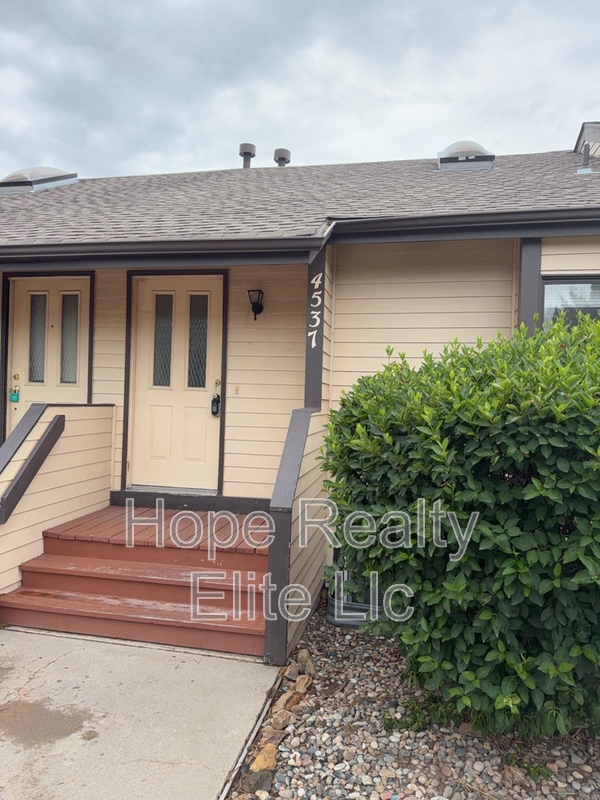 Colorado Springs House: 4537 Lamplighter Circle