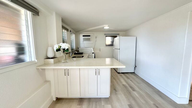 Honolulu Condo: 4559 Sierra Dr.