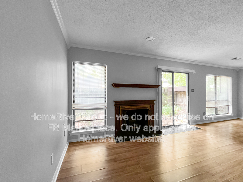 Memphis Condo: 3970 Grahamdale Cir