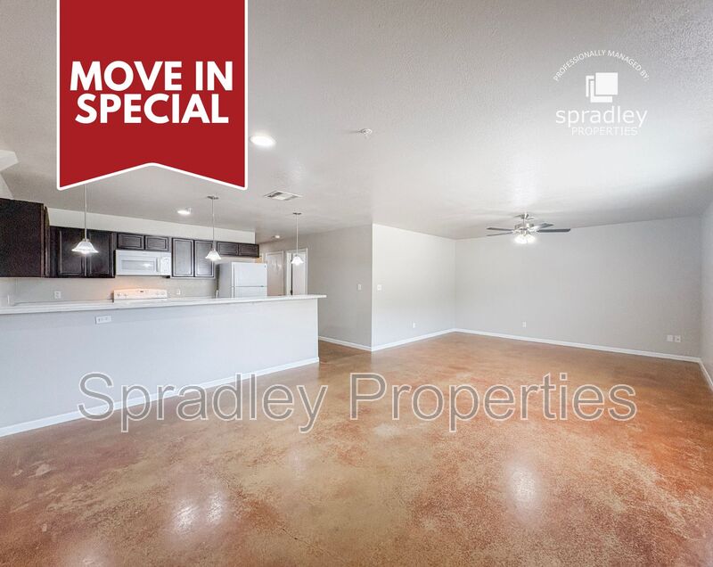 Belton Condo: 255 E 5th Ave, Apt 211