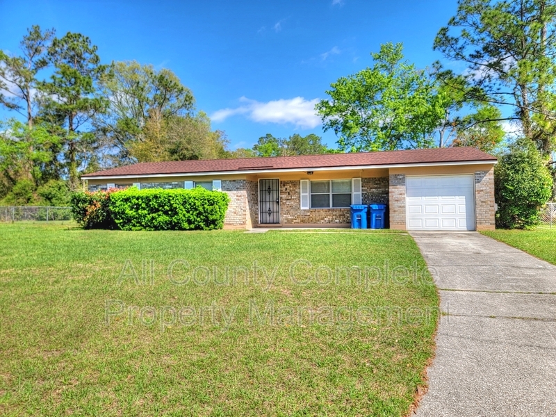 Jacksonville House: 10881 Key Coral Dr.