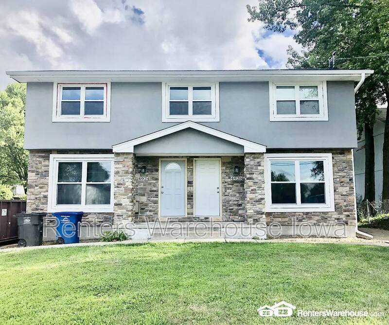 Des Moines Townhome: 4924 Madison Ave