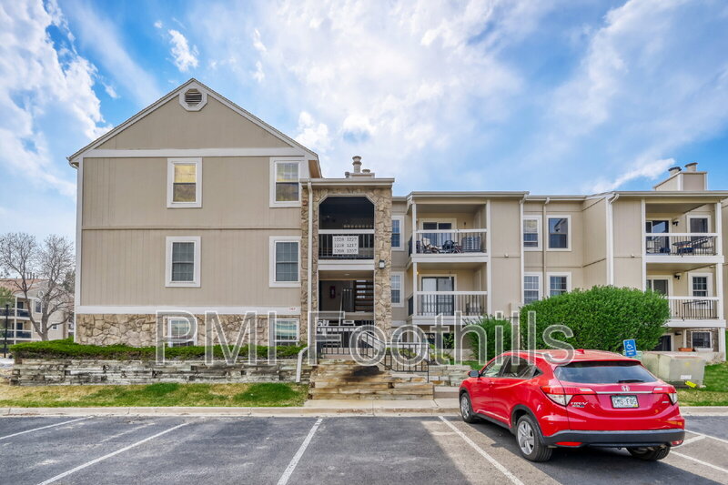 Arvada Condo: 5565 West 76th Avenue