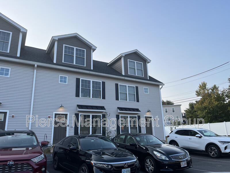 Manchester Townhome: 6-21 Clarendon Way