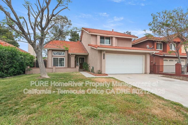 Murrieta House: 24556 Leafwood Drive