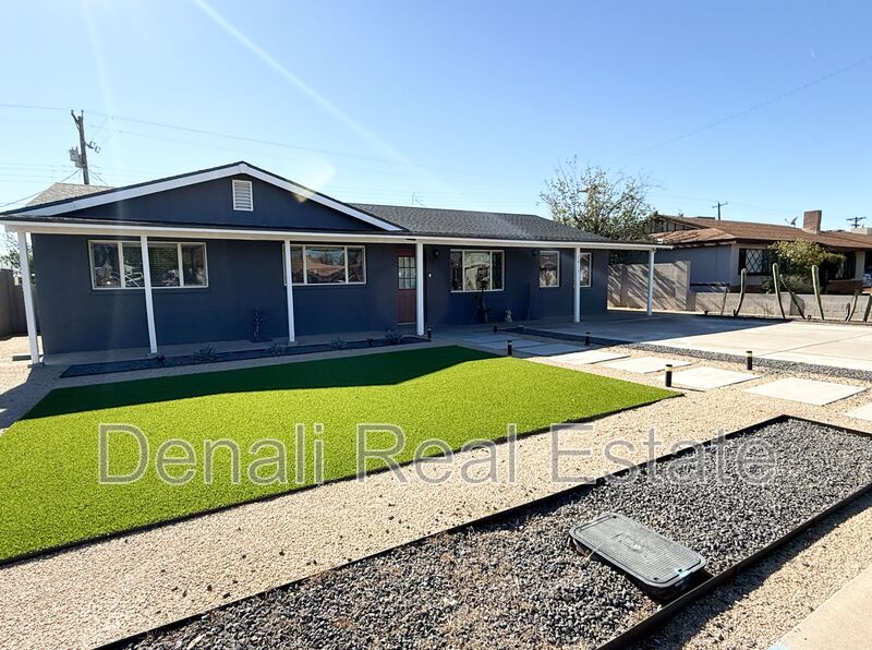 Scottsdale House: 7413 E. Roosevelt Street