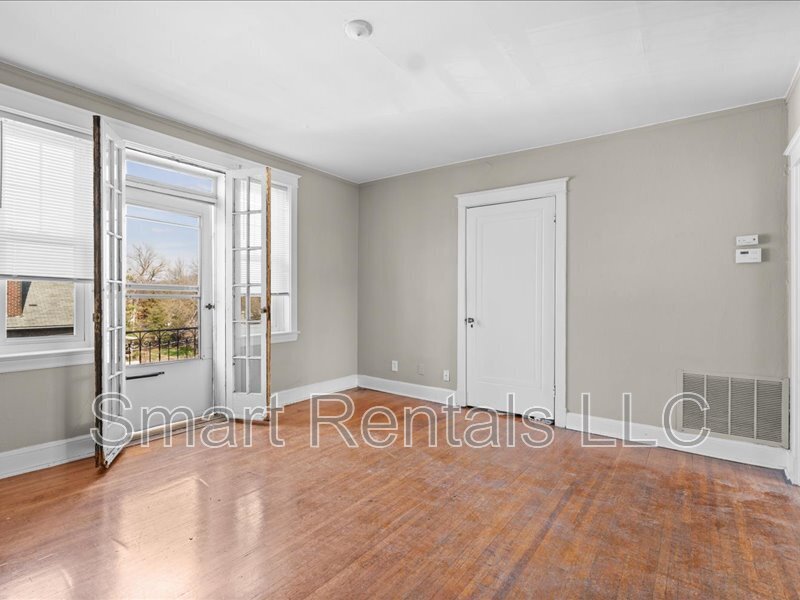 Maplewood Condo: 7208 Zephyr Place - 1E