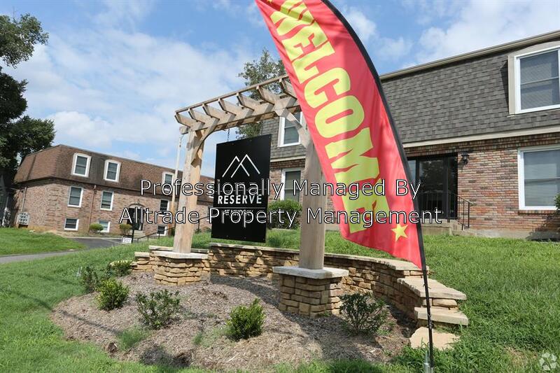 Request a Viewing for 2601 Lindsay Ave O2 Tenant Turner