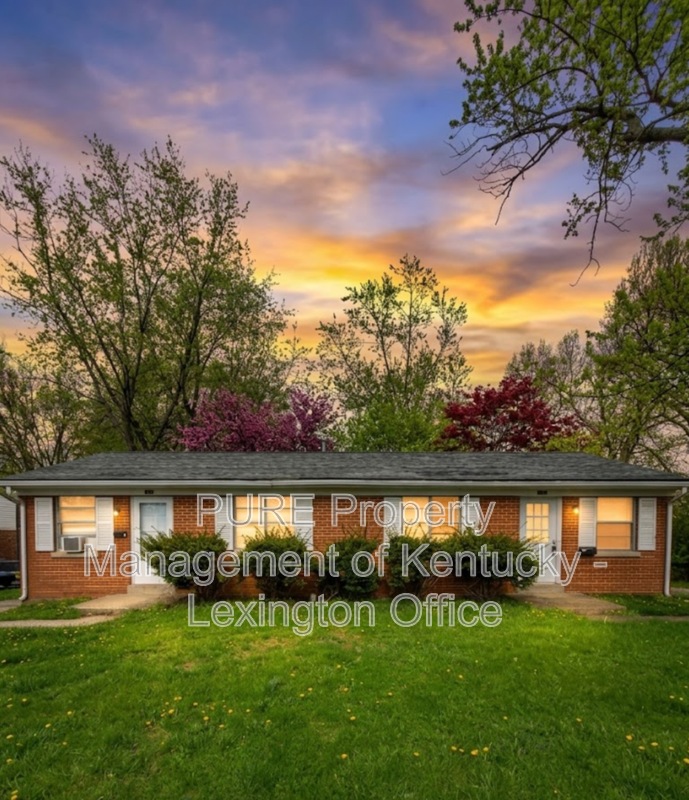 Lexington Condo: 627 Silverleaf Drive