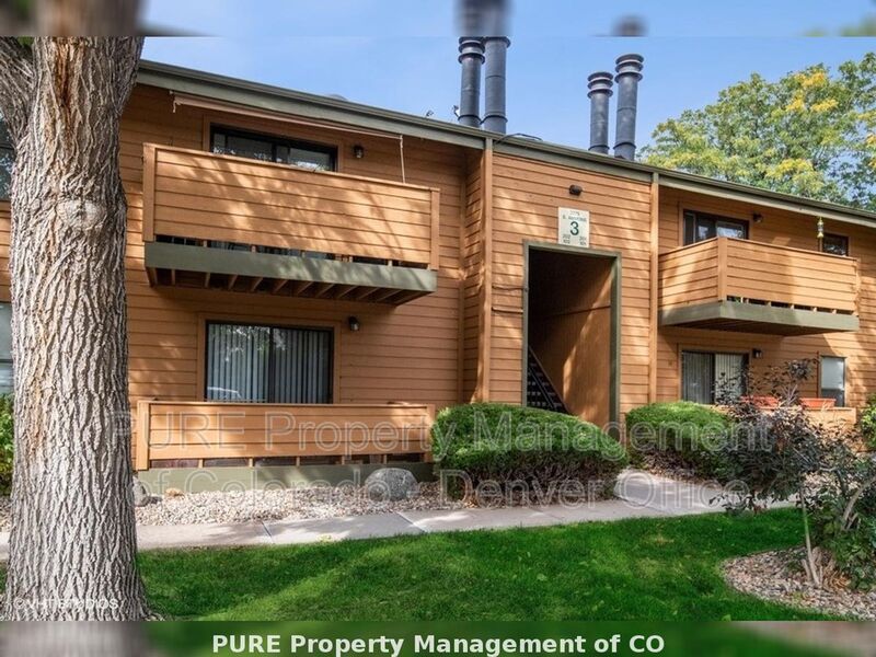 Lakewood Condo: 3275 S Ammons St