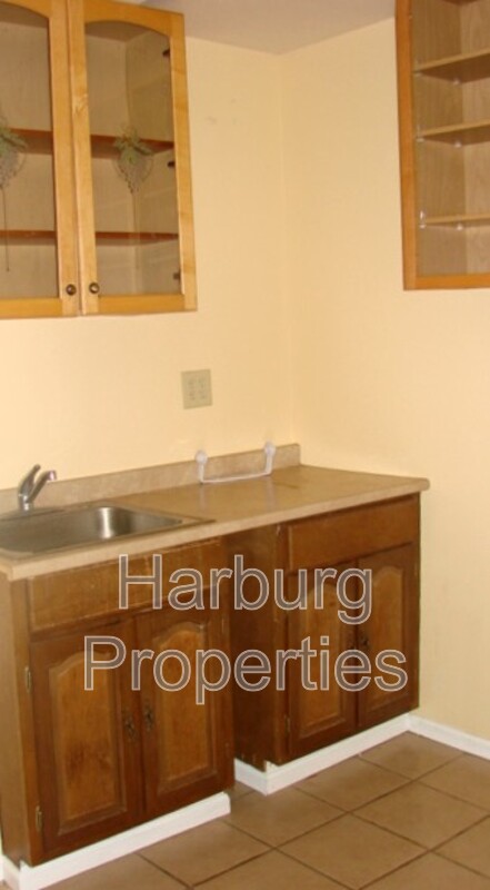 Boulder House: 1717 BASELINE ROOM #2