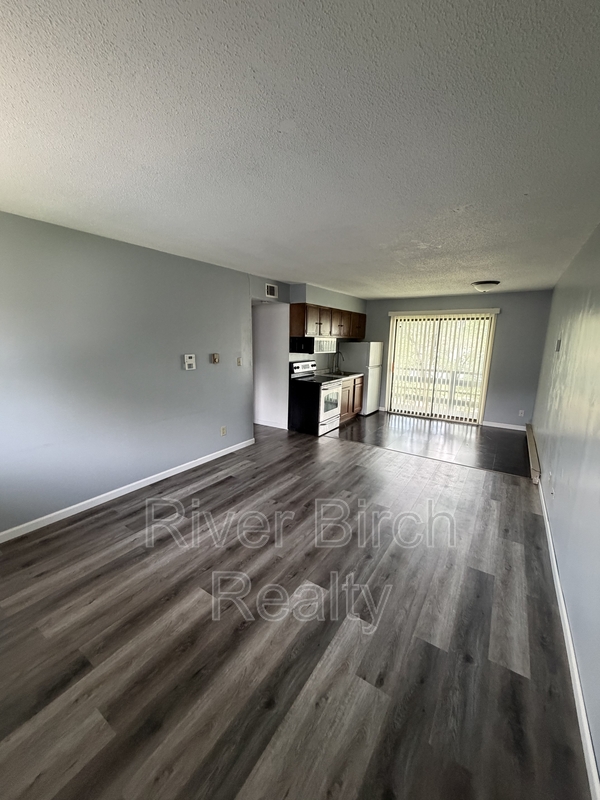 Springfield Condo: 1004 South College Street - 8
