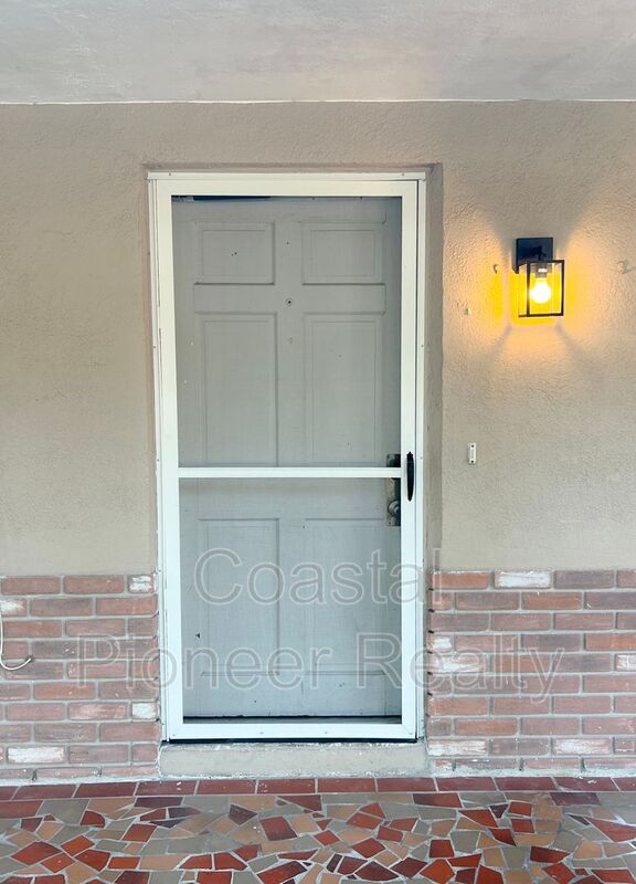 New Port Richey Condo: 5829 Elm St