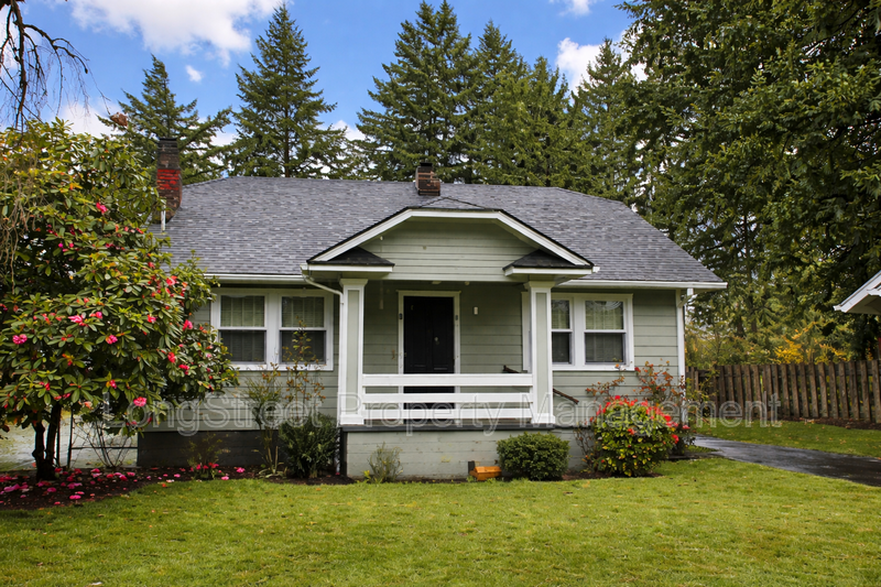 Tigard House: 11380 SW Greenburg Rd