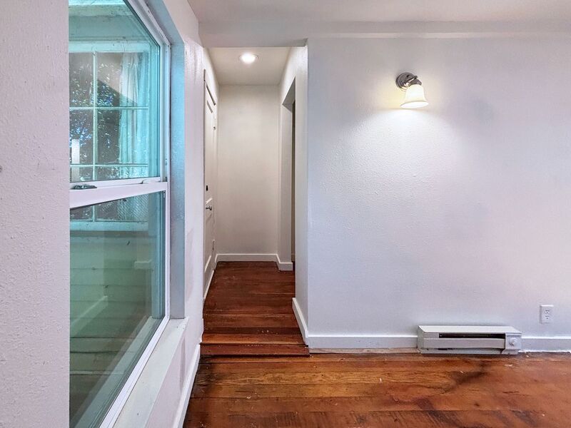 Photo 7 of rental home at 444 Blair Boulevard