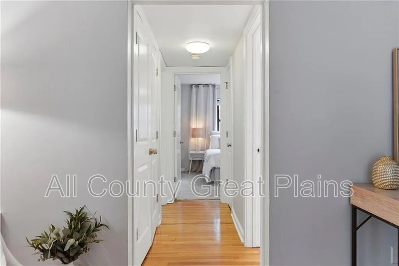 Main Rental Photo 14