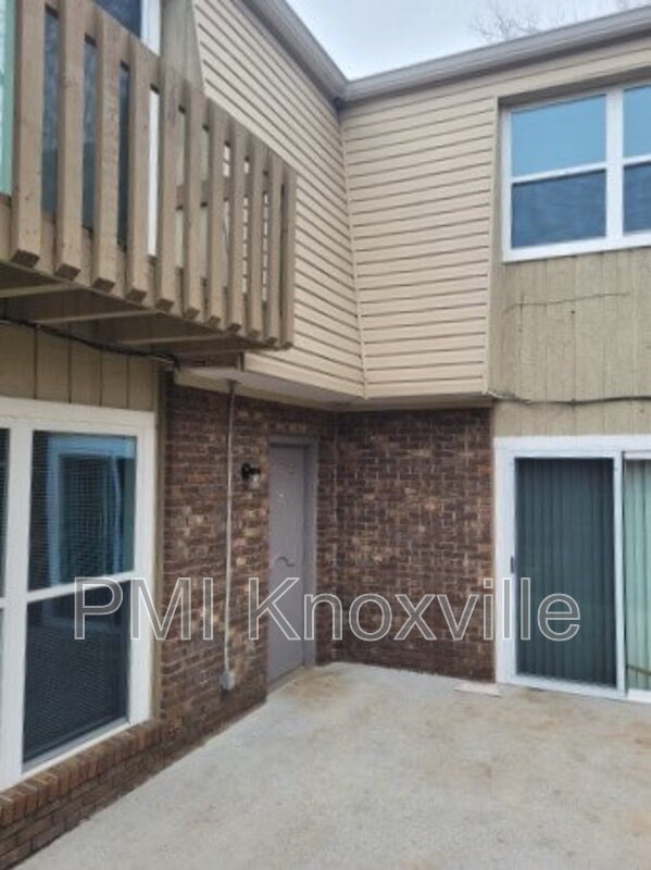 Knoxville Condo: 9120 Woodpark Ln