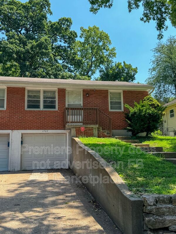 Independence Townhome: 1707 S Glenwood Ave