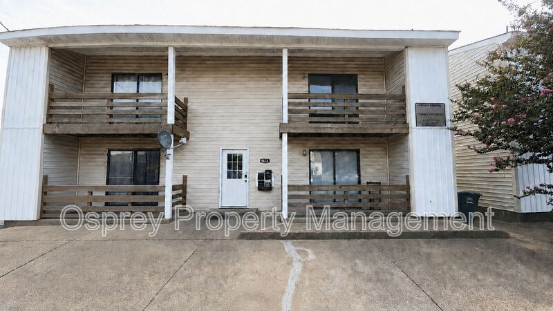 Charming 2-Bedroom Apartment in Norfolk! - Photo 1