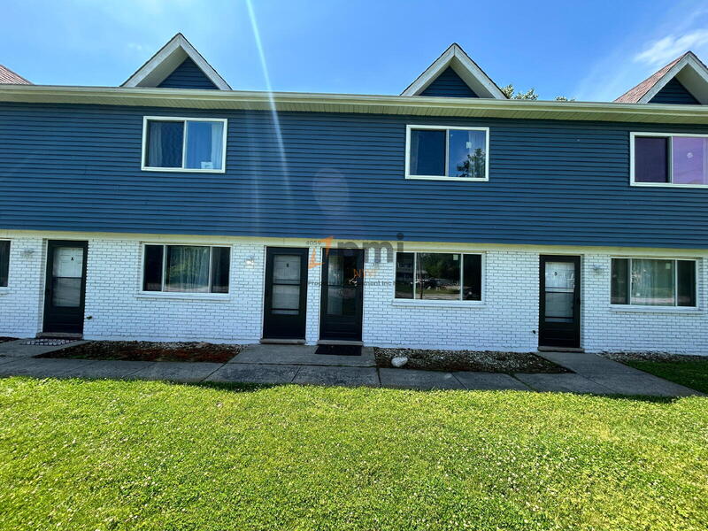 Merrillville Condo: 4059 West 73rd Ave