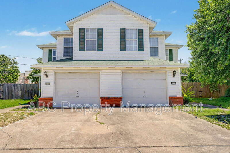 Fayetteville Condo: 3033 West Mica Street