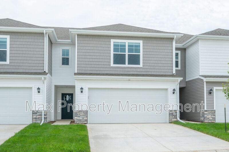 West Des Moines House: 4582 SE Rockford Ave
