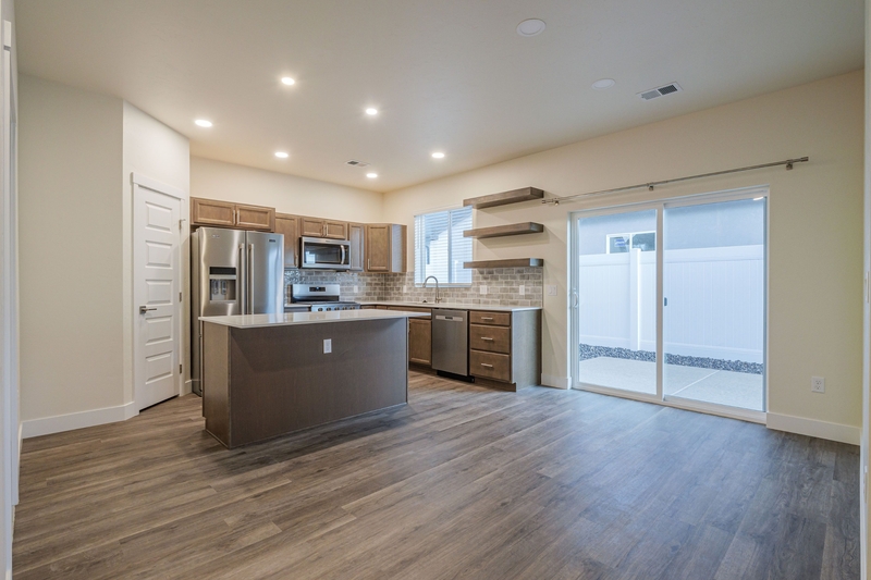 Grand Junction House: 2452 Hamilton Rd