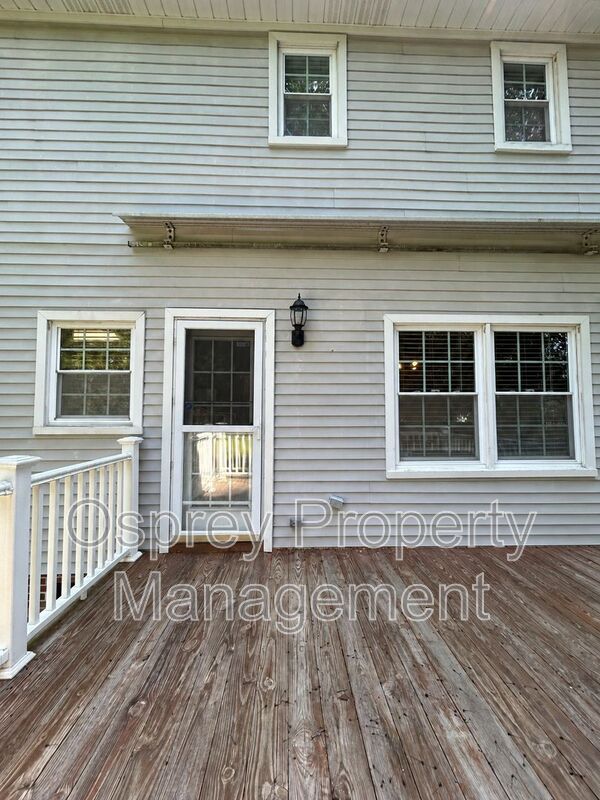 Spacious 4-Bedroom Home in Hunningdon Lakes – Chesapeake, VA - Photo 18