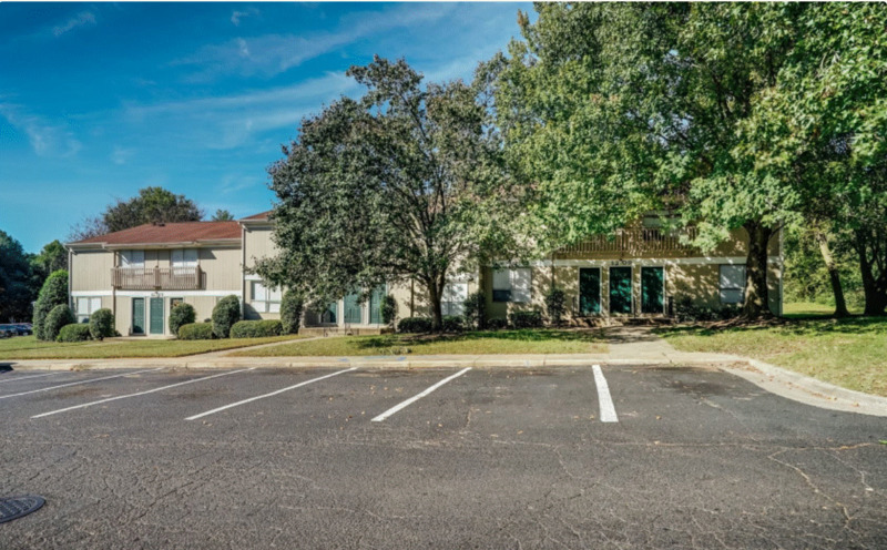 Richmond Condo: 1245 Nelson St