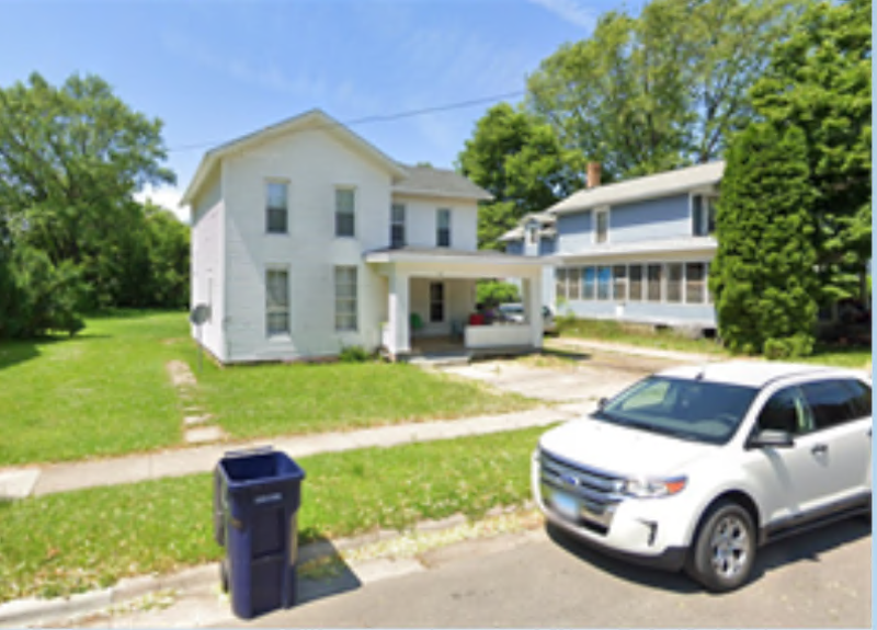 Janesville Condo: 314 1/2 S Jackson St