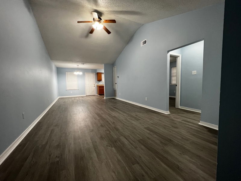 Chalmette Condo: 2820 Pakenham Drive
