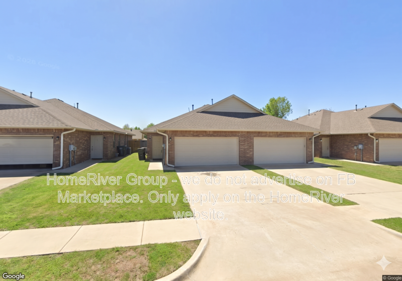 Edmond Condo: 202 Ashley Dr