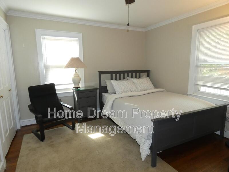 Fredericksburg House: 842 Spring Valley Dr A2