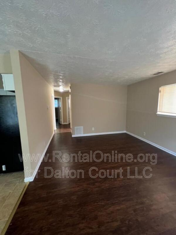 Lexington Condo: 1960 Cambridge Drive