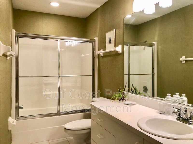 2804 Edgewater Lane FL 34221 - Photo 11