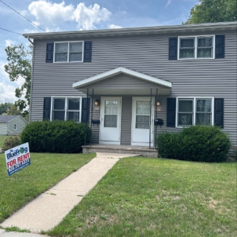 Oshkosh Condo: 1411/1413 Liberty Street - 1413