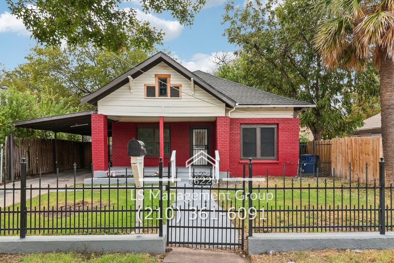 San Antonio House: 622 Denver Boulevard
